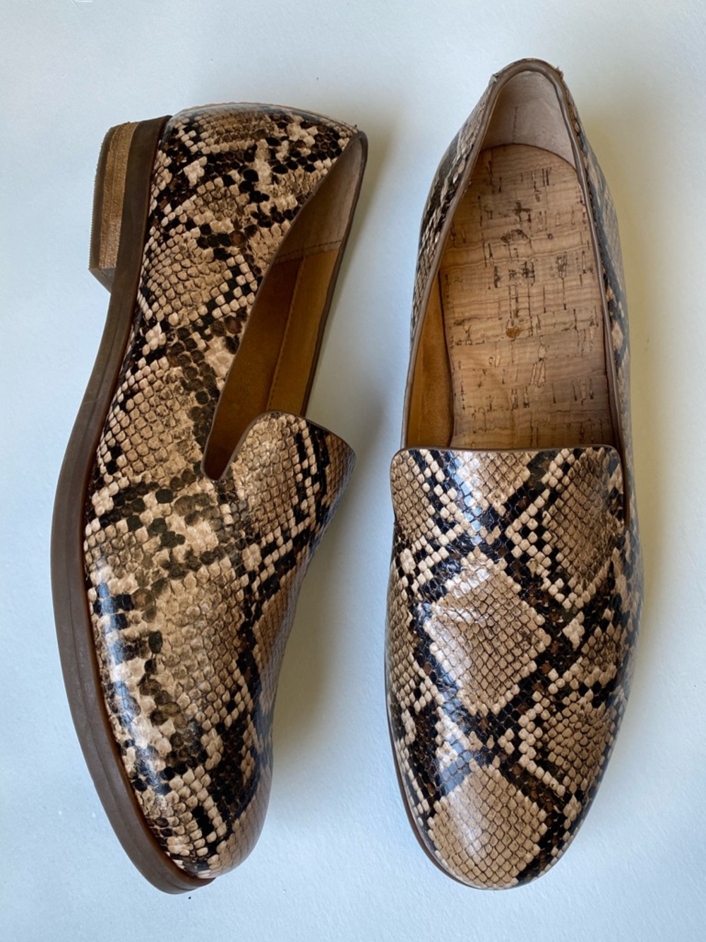 Korks Women’s Leathers Slip On Loafers Flat Shoes Size 9